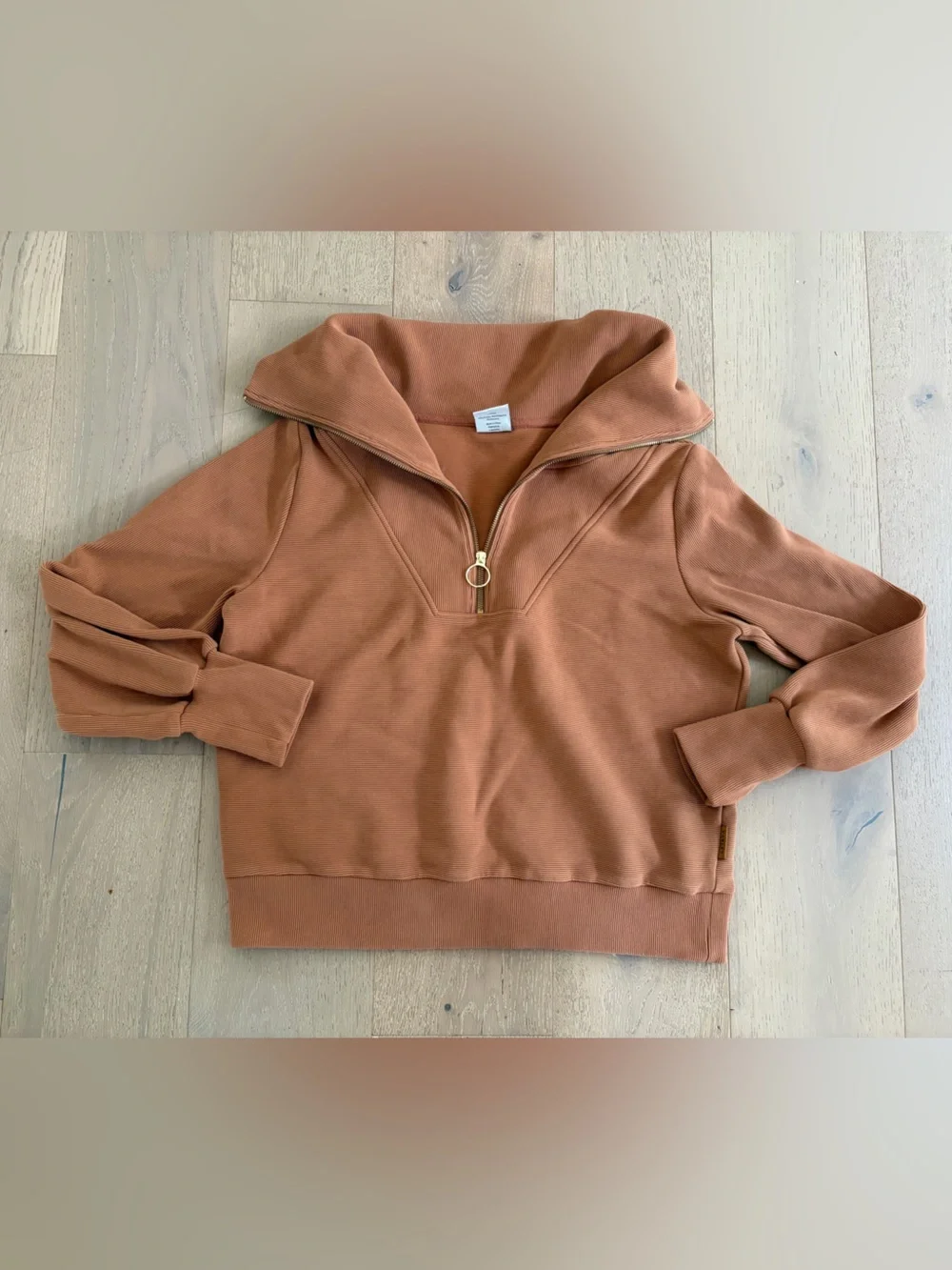 Varley Vine Half Zip Pullover in Camel sz L